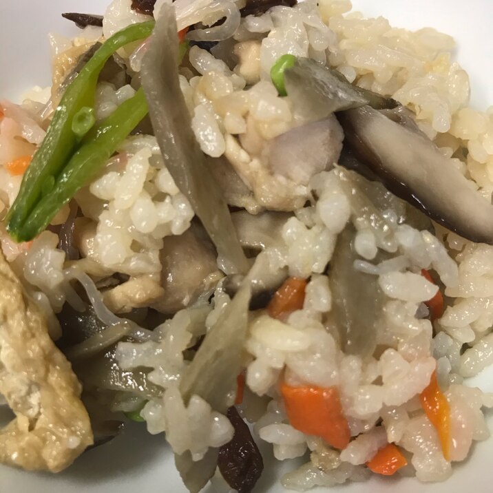 炊き込みご飯 かやくご飯 レシピ 作り方 By ゆうちゃん 楽天レシピ